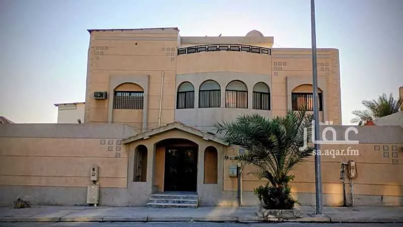 فيلا 10 غرف في الدوحة الشمالية 3