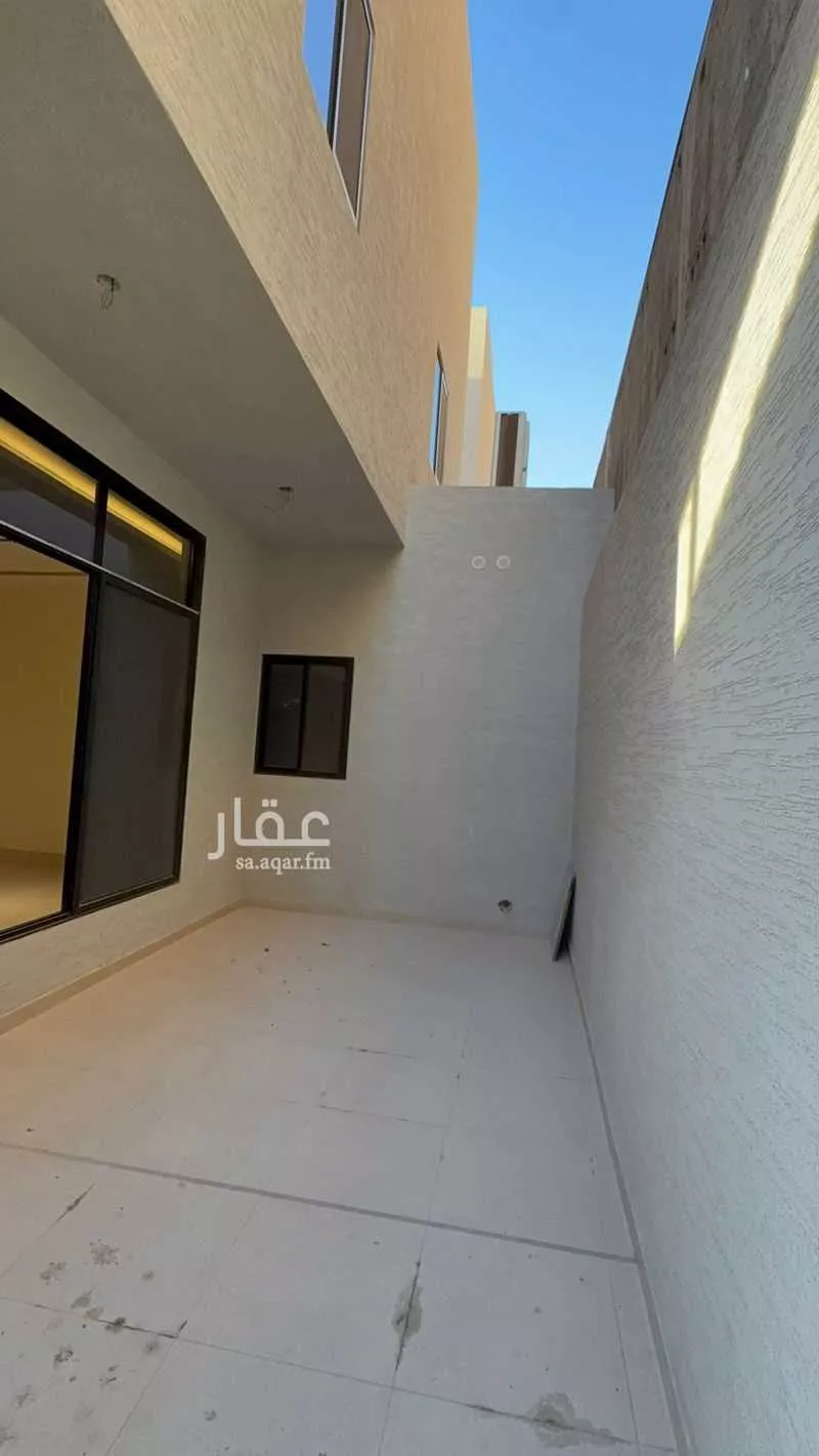 5 bedroom villa in Doha Al Janubiyah, Eastern Province 14