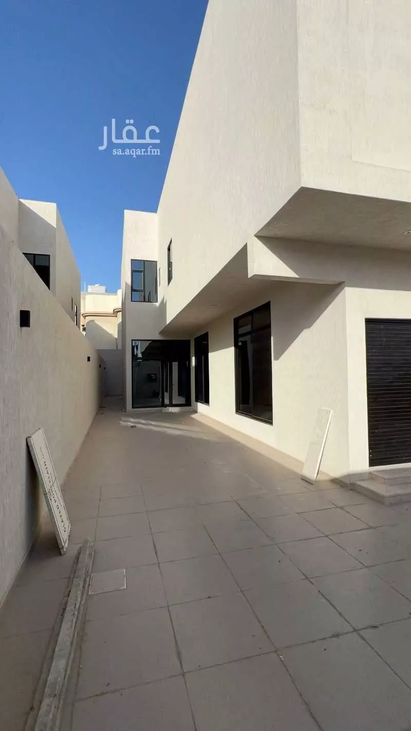 5 bedroom villa in Doha Al Janubiyah 4