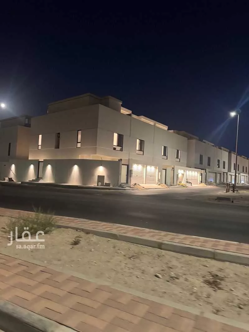 5 bedroom villa in Al Qashlah, Eastern Province 12