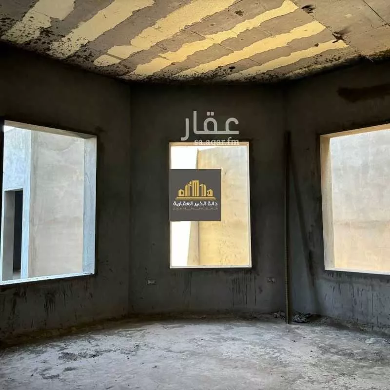 3 bedroom villa in Al Qashlah 10