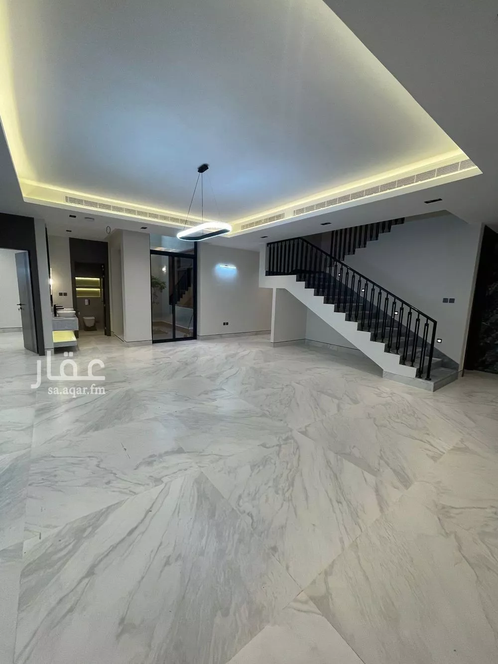 6 bedroom villa in Al Qusur 10