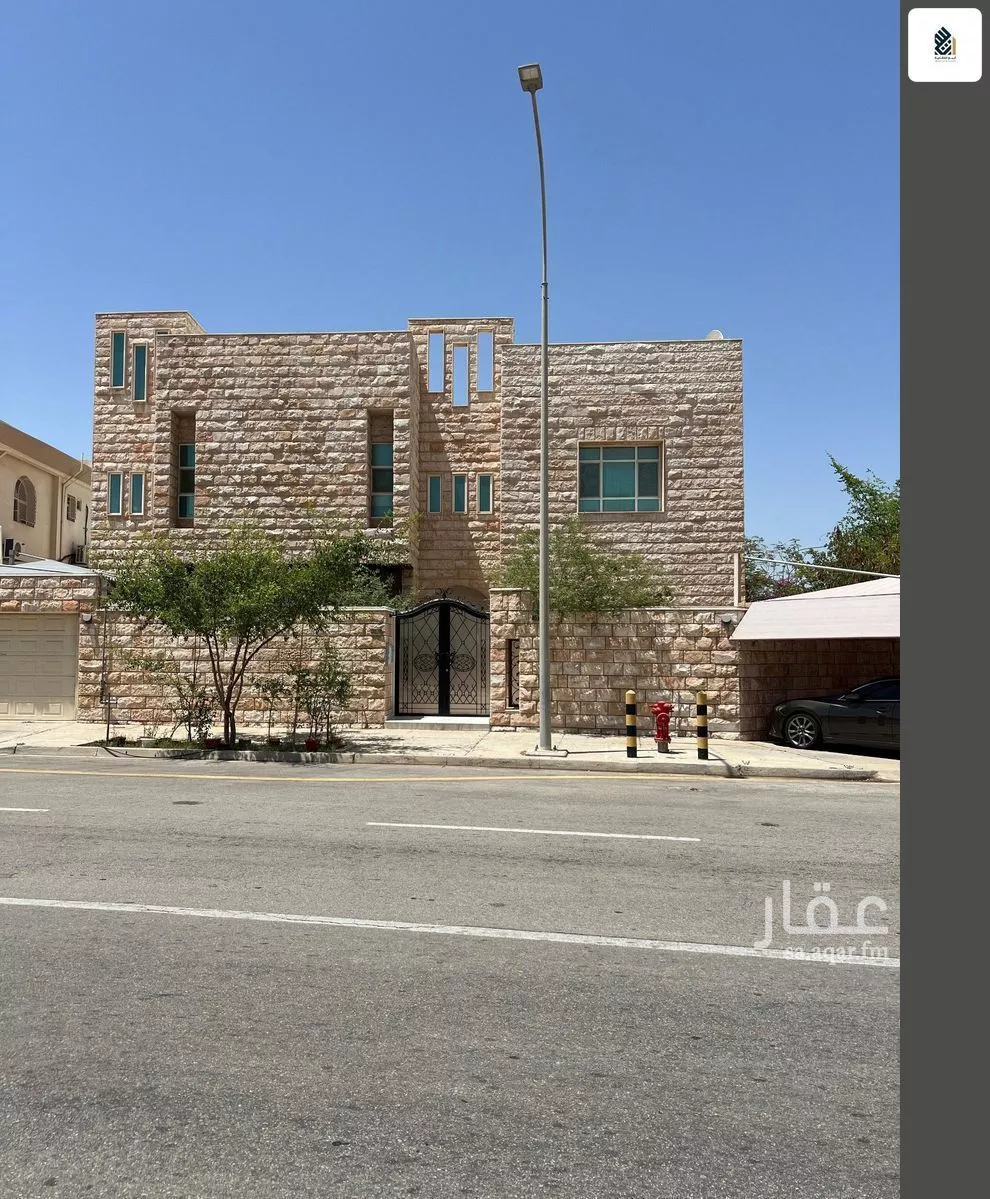 فيلا 6 غرف في الدانة الشمالية 12