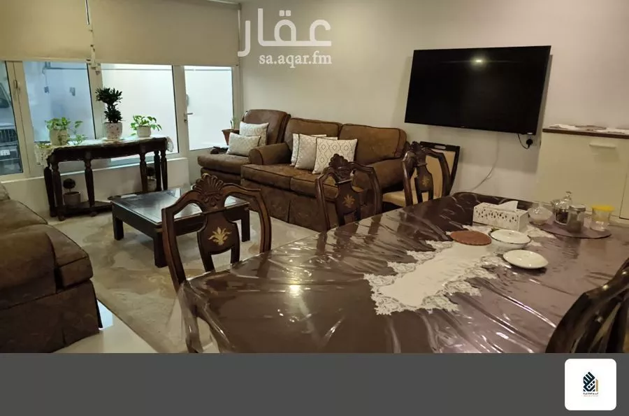 فيلا 6 غرف في الدانة الشمالية 9
