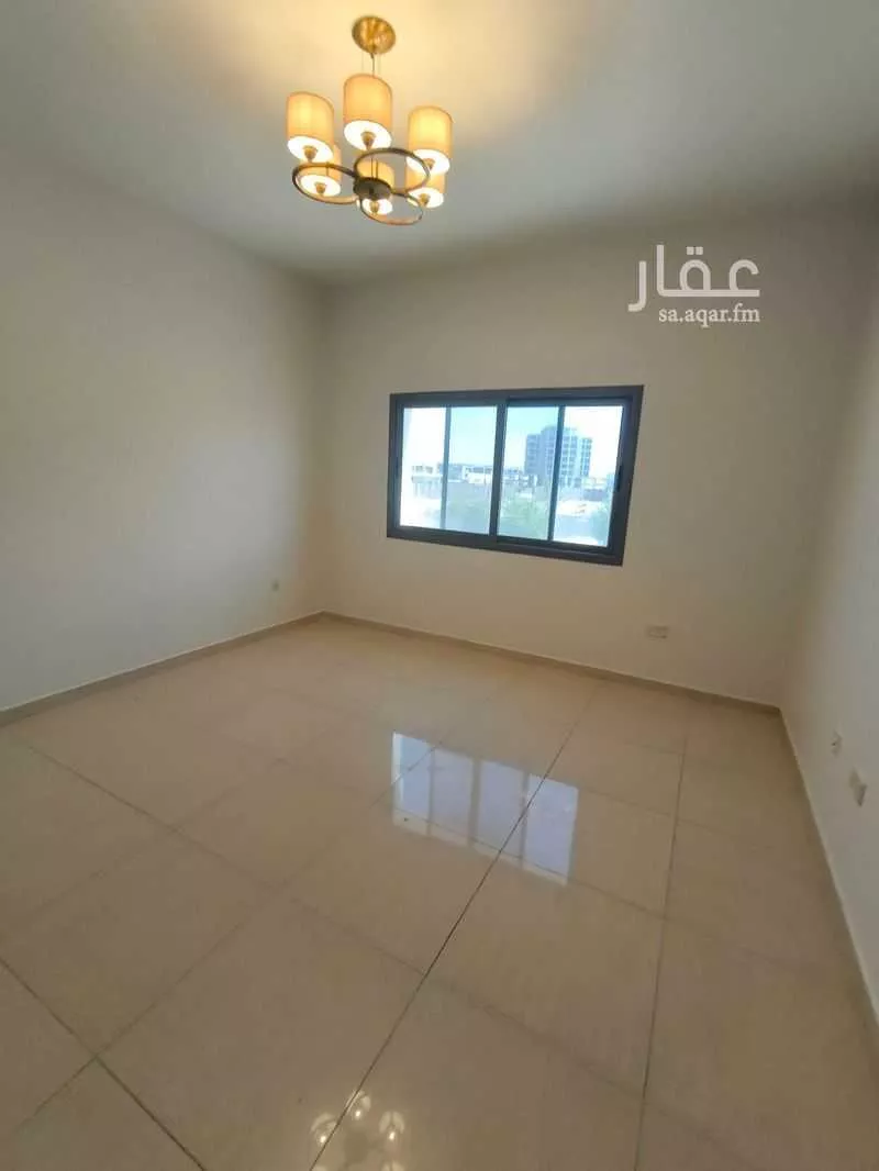 8 bedroom villa in Aramco 12