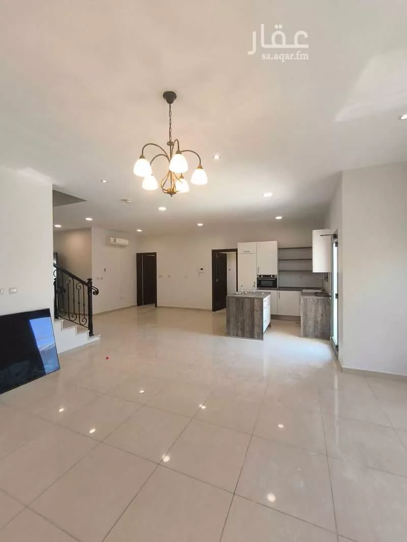 8 bedroom villa in Aramco 14