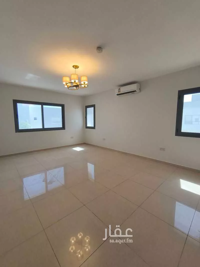 8 bedroom villa in Aramco 8