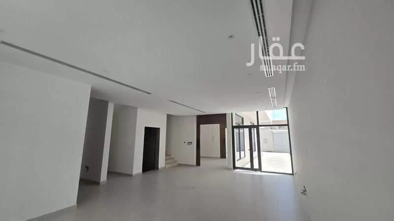 8 bedroom villa in Doha Al Janubiyah 4