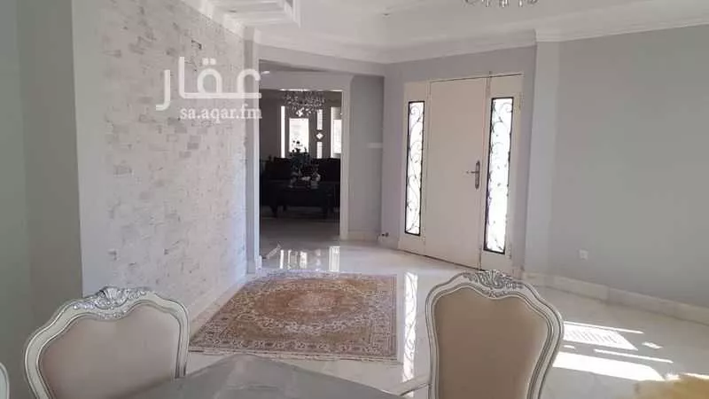 5 bedroom villa in Doha Al Janubiyah 10