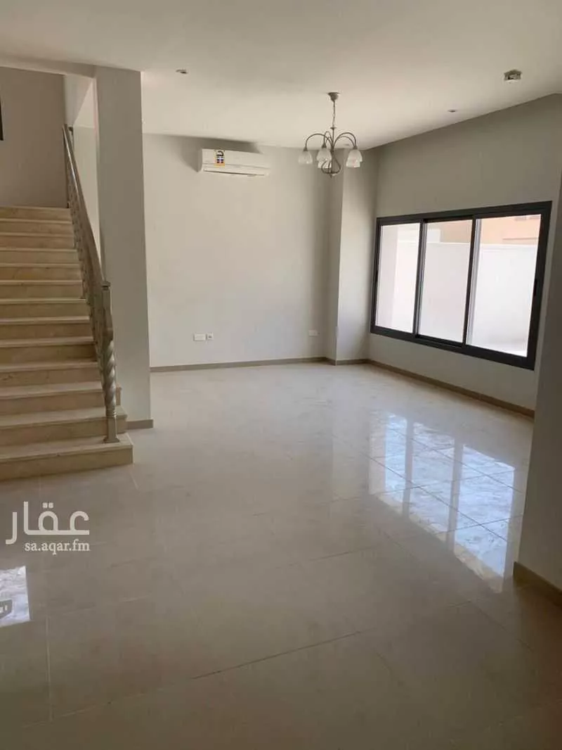 6 bedroom villa in Aramco 8
