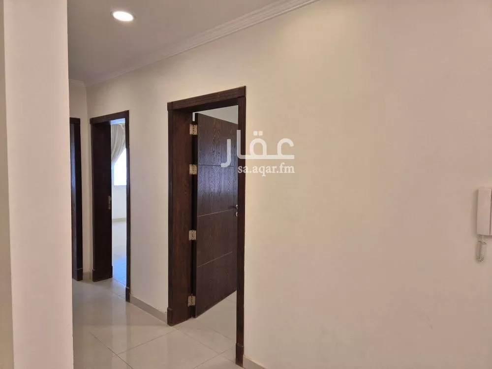 5 bedroom duplex in Al Qusur 3