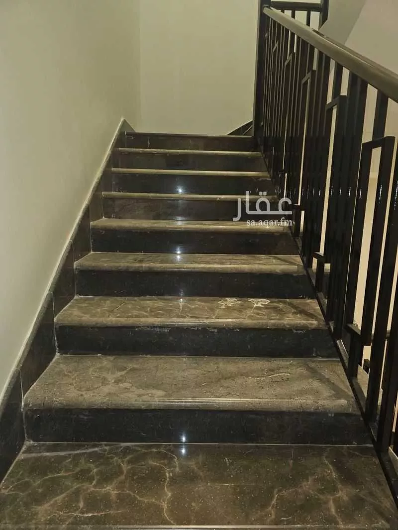 6 bedroom villa in Al Qashlah, Eastern Province 22