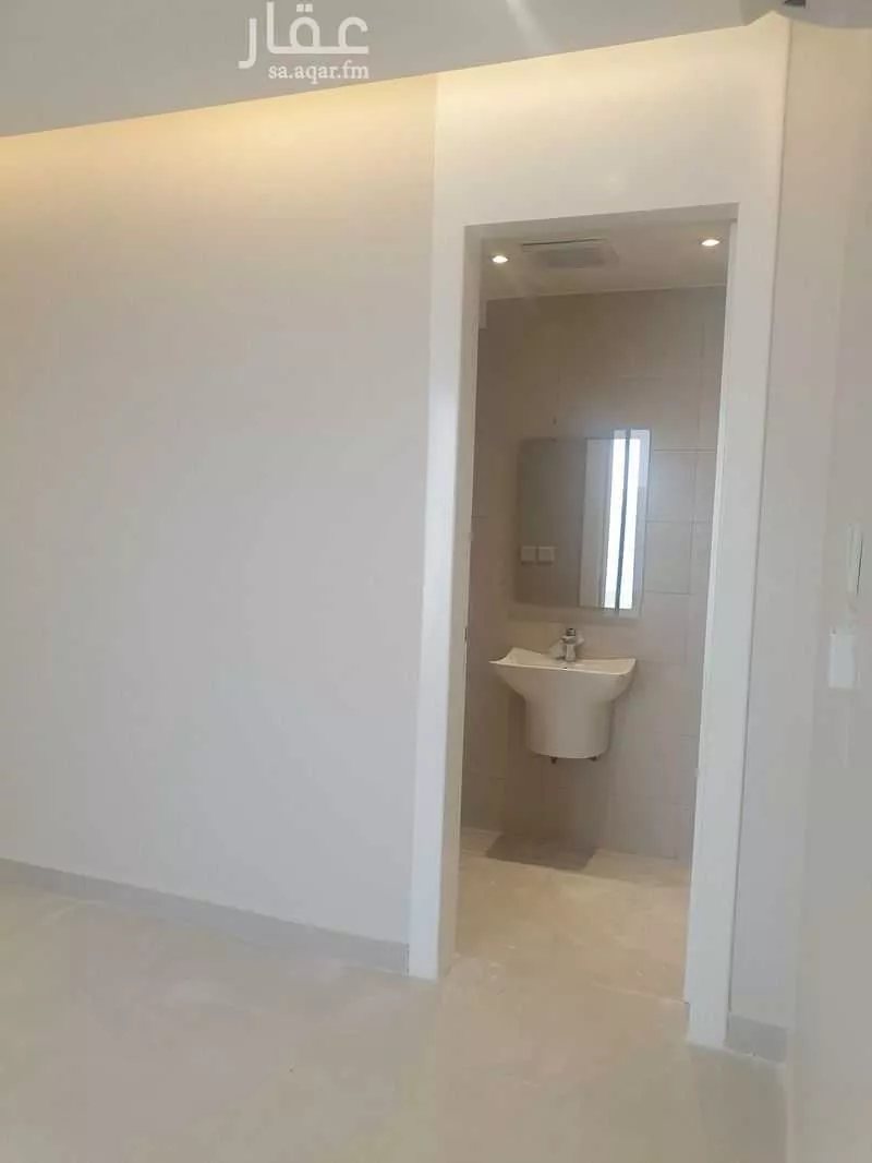3 bedroom apartment in Irqah, Riyadh 9