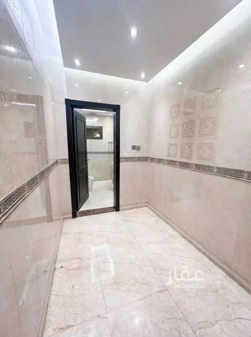 9 bedroom villa in Tihamah, Eastern Province 7