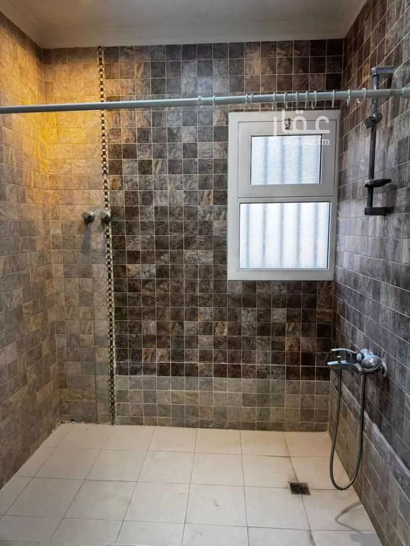 5 bedroom villa in Al Doha Ash Shamaliyah 12