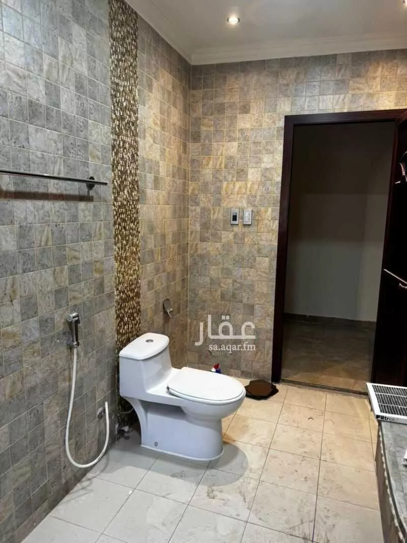 5 bedroom villa in Al Doha Ash Shamaliyah 13