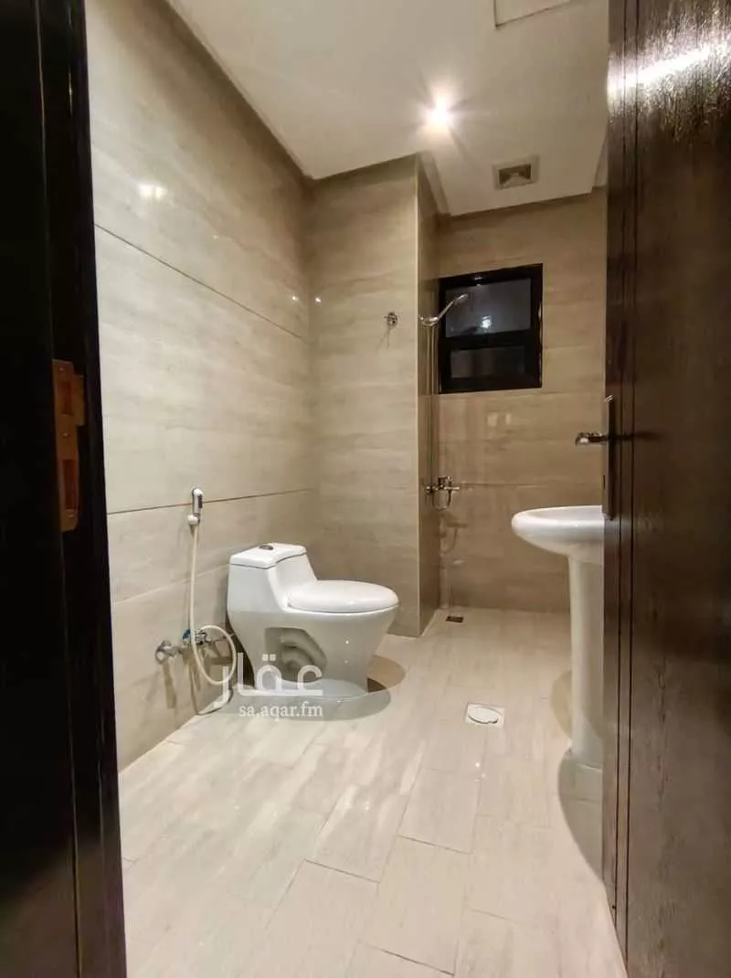 2 bedroom apartment in Al Rawabi, Eastern Province 5