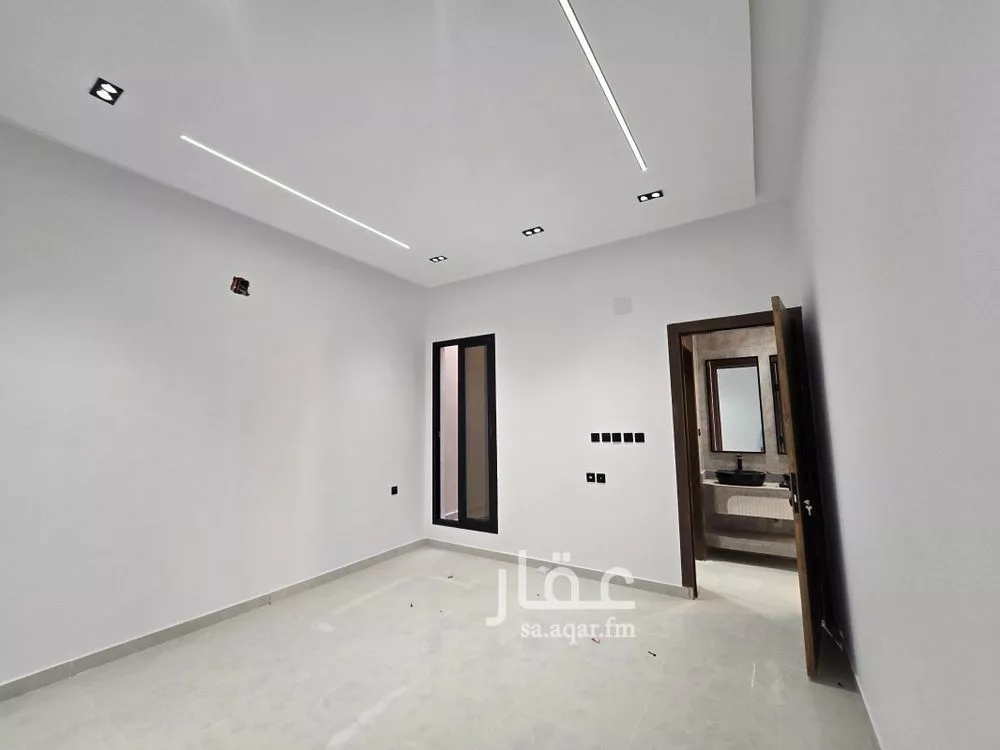 3 bedroom villa in Tuwaiq, Riyadh 11