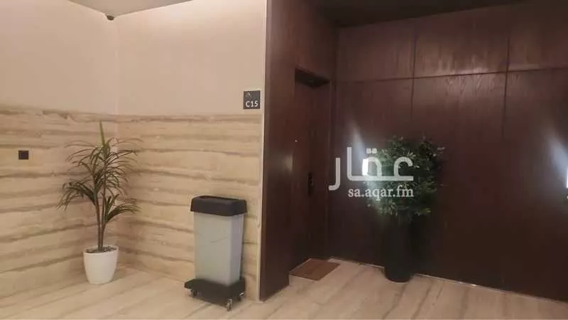 شقة 5 غرف في الملقا 28