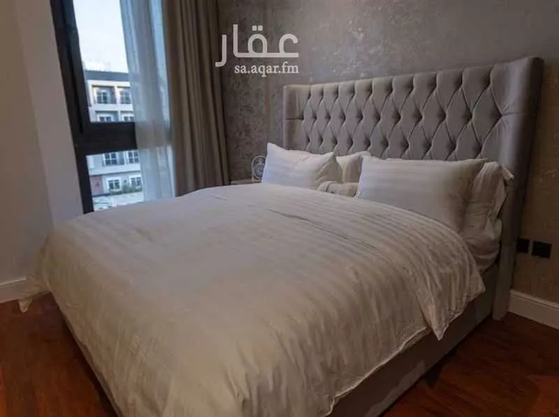 شقة 5 غرف في الملقا 7
