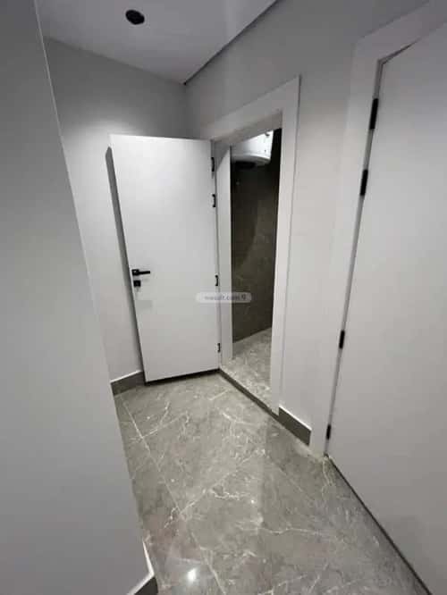 1 bedroom apartment in King Fahd, Riyadh 8