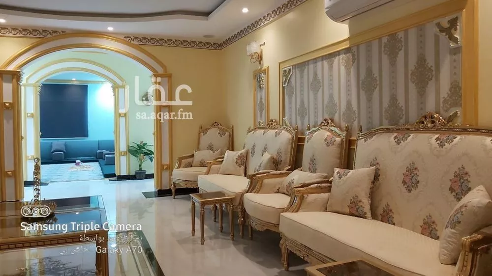 6 bedroom villa in Uhud, Riyadh 8