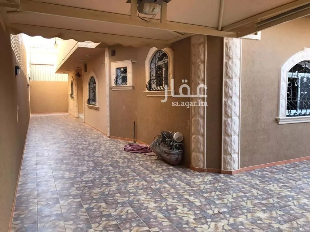 6 bedroom villa in Uhud, Riyadh 4