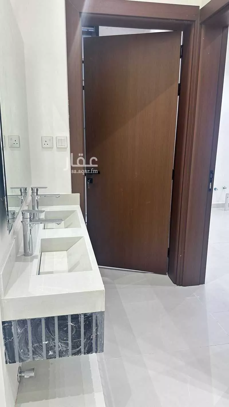 4 bedroom apartment in As Saadah, Riyadh 8