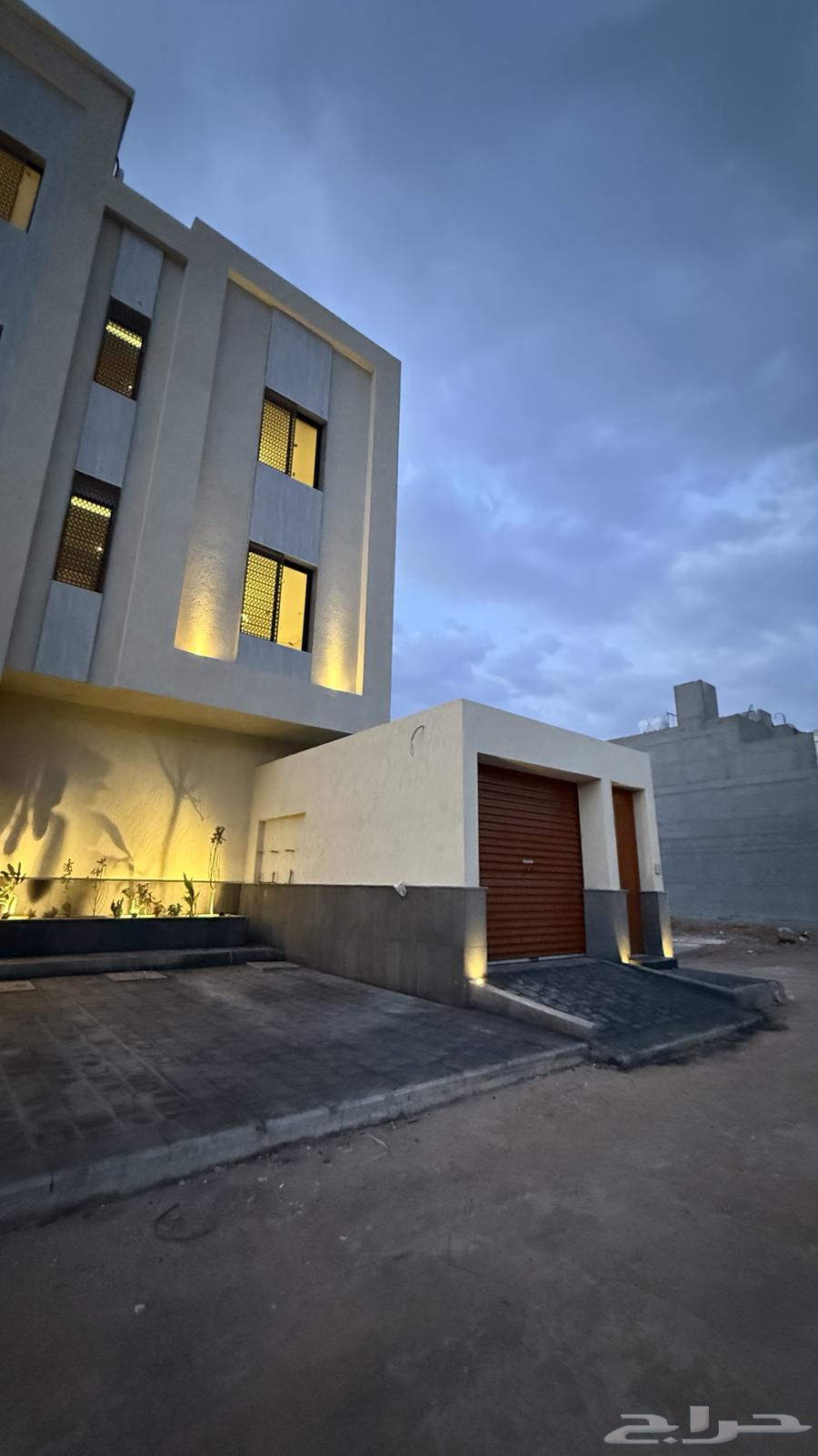 4 bedroom apartment in Warqan, Madinah 7