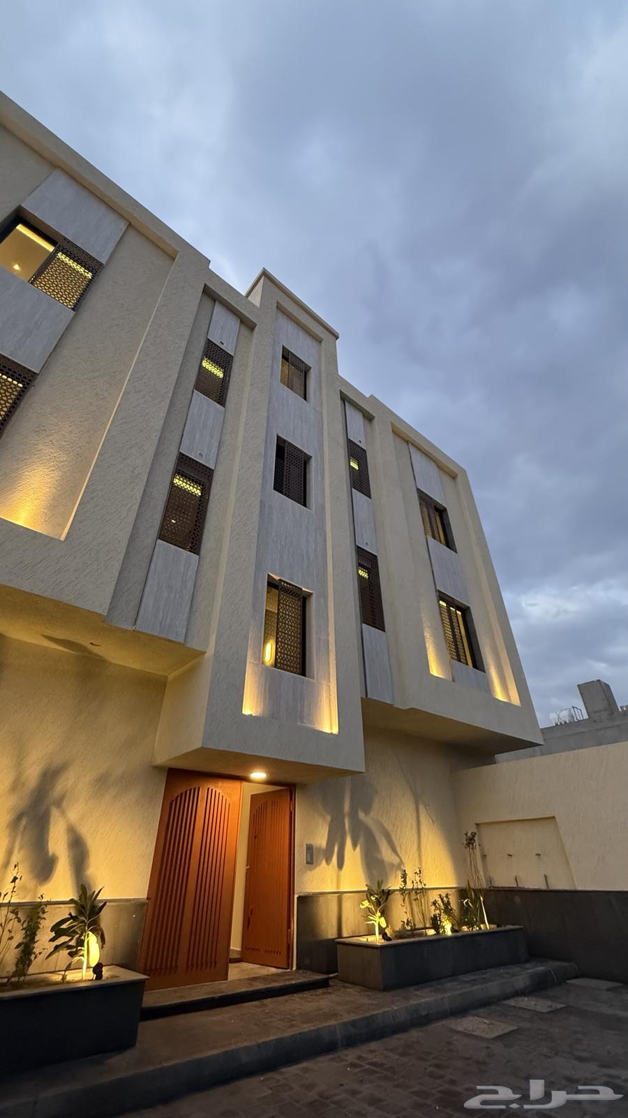 4 bedroom apartment in Warqan, Madinah 5