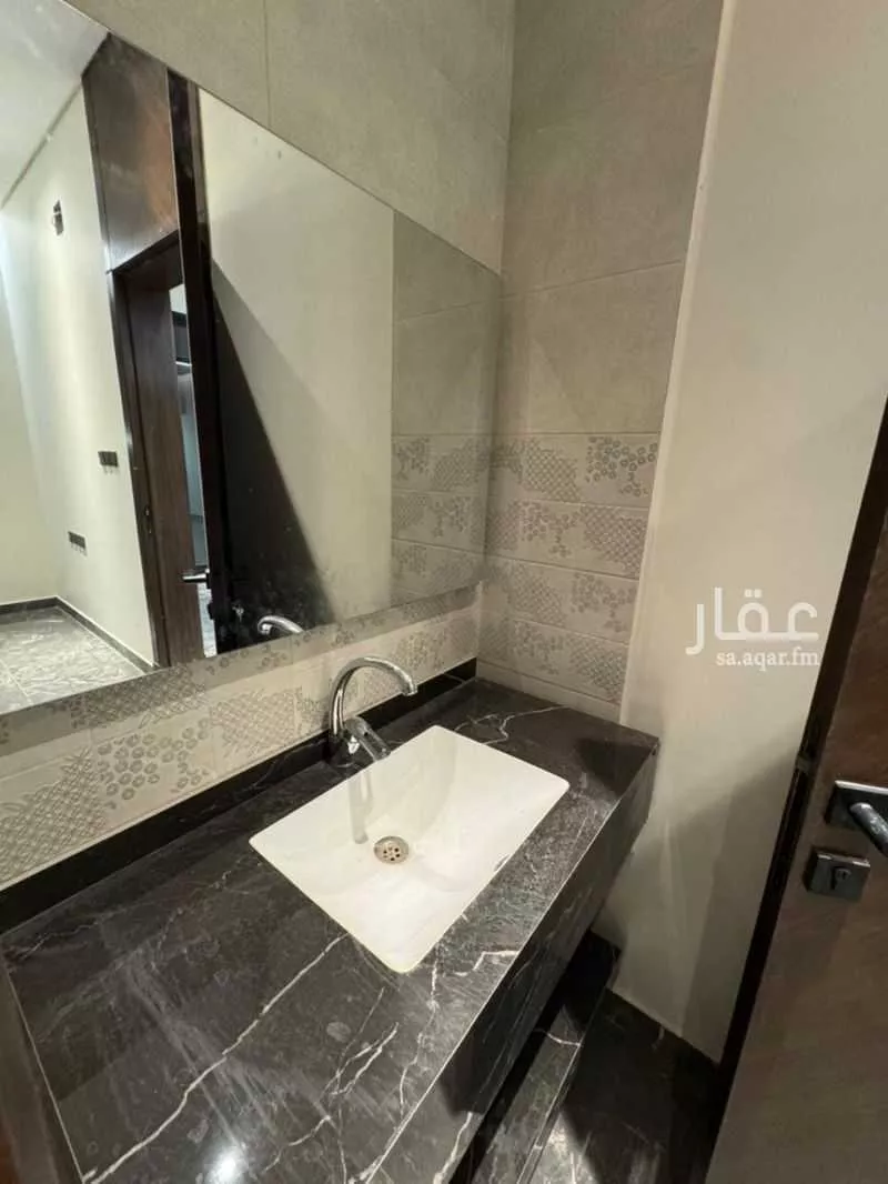 6 bedroom villa in Okaz, Riyadh 16