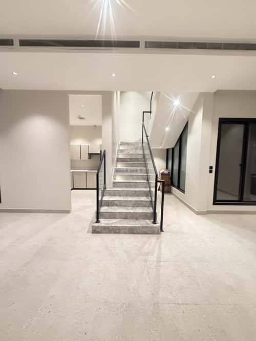 4 bedroom villa in Al Aridh 13