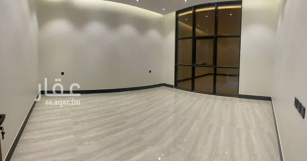 دور 3 غرف في العارض 3