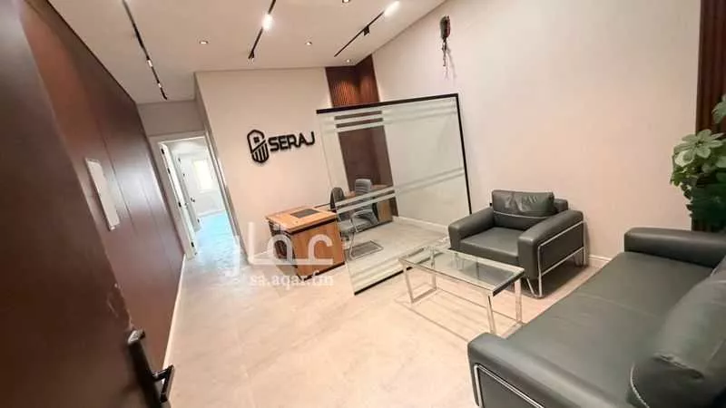 3 bedroom office in Al Qairawan, Riyadh 7