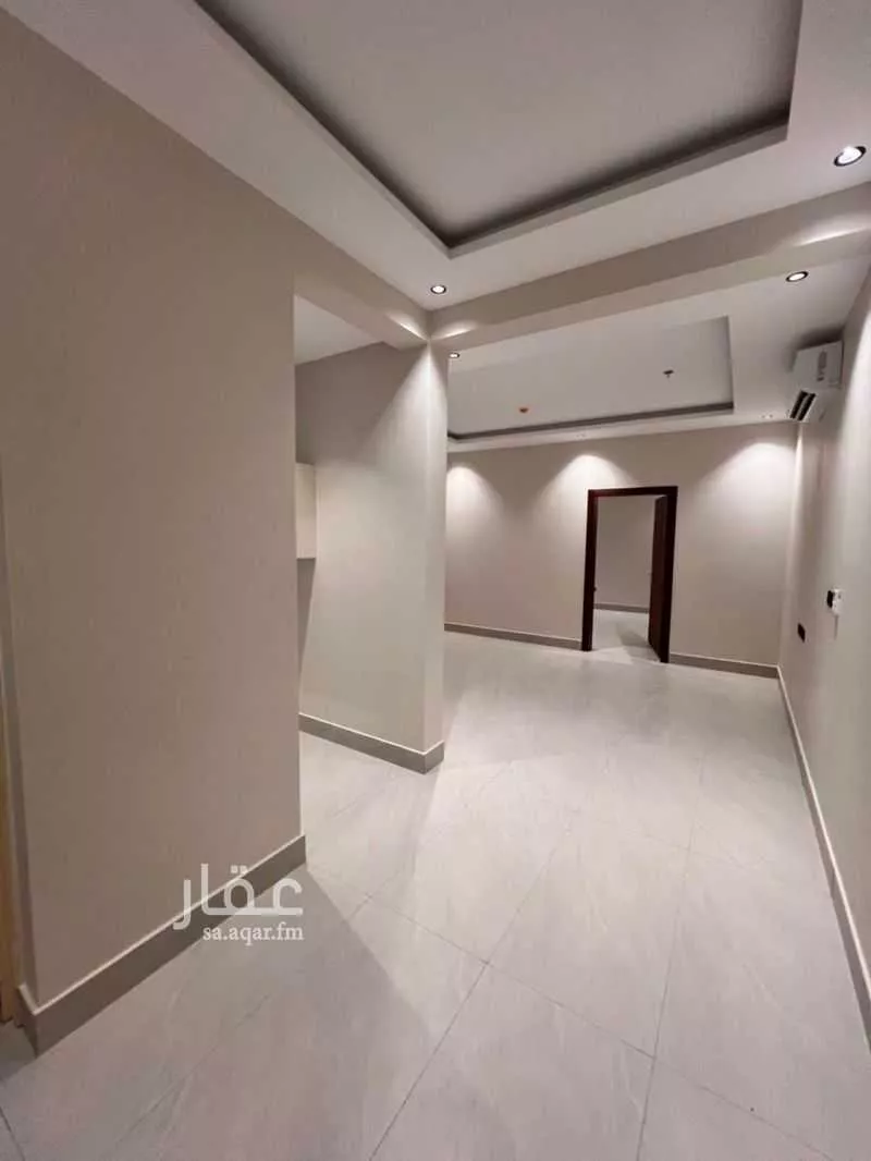 عقار 35 غرف في الجنادرية، الرياض 12