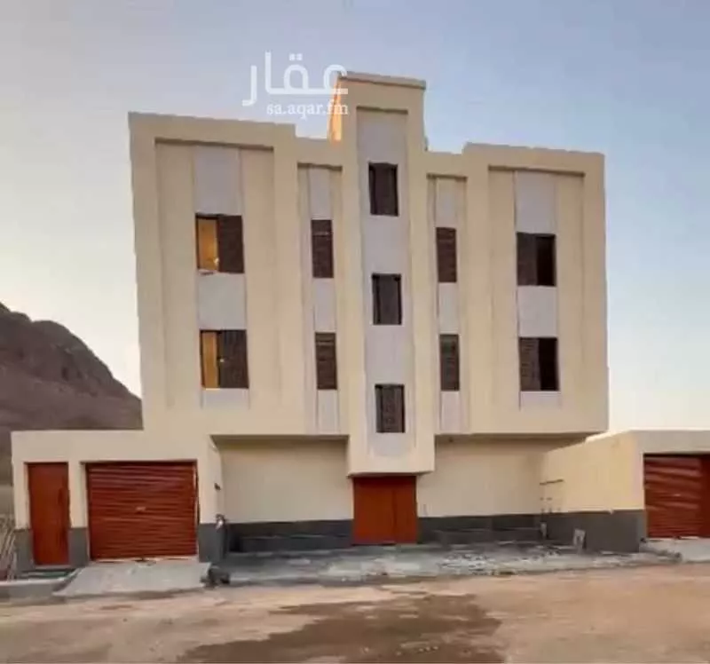 5 bedroom apartment in Warqan, Madinah