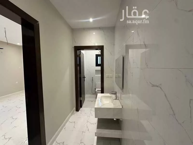 شقة 5 غرف في الرحاب 3