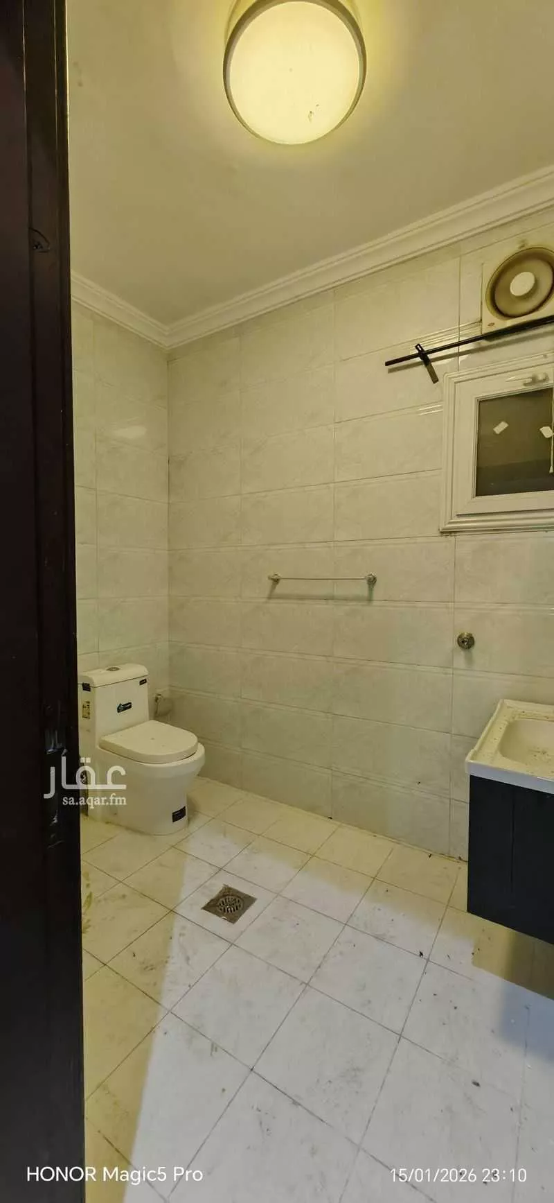 شقة 4 غرف في الريان 20