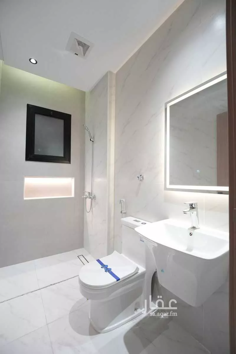 3 bedroom apartment in Al Rehab 4
