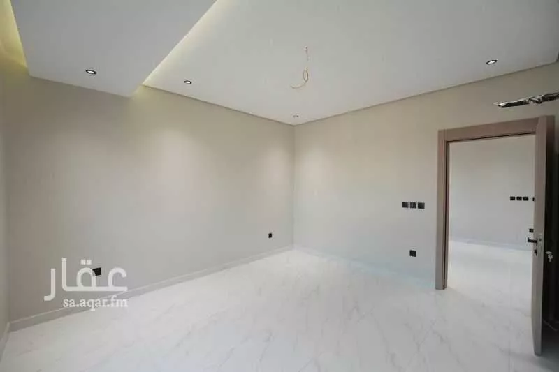 3 bedroom apartment in Al Rehab 6