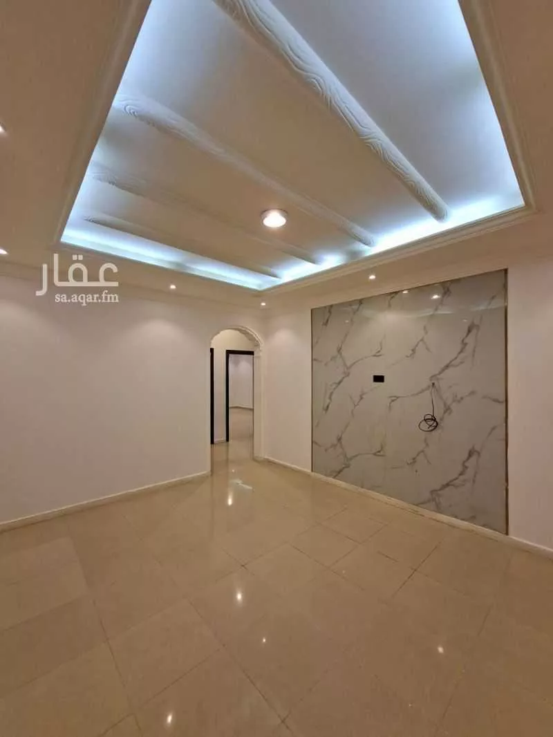 شقة 5 غرف في مدائن الفهد 4