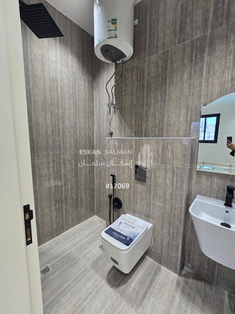 4 bedroom apartment in Al Maizilah, Riyadh 10