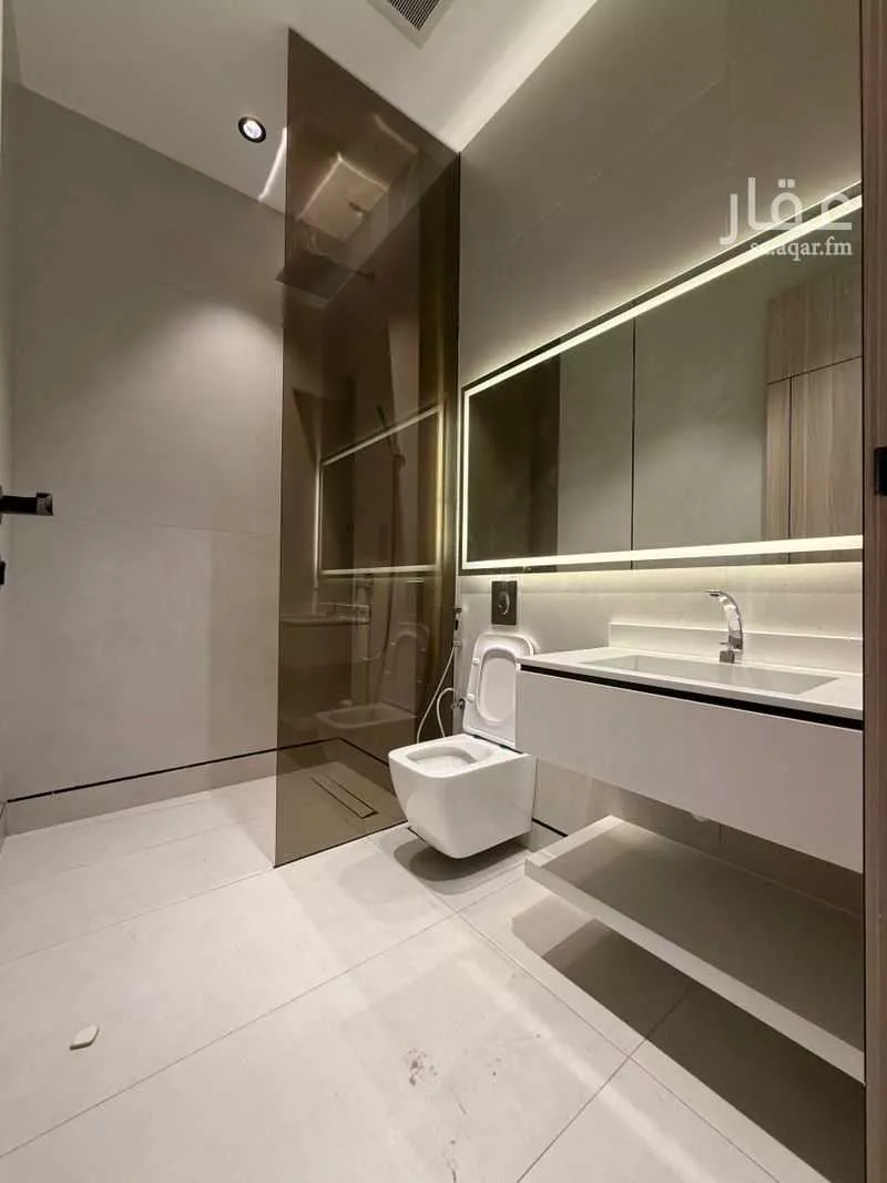 7 bedroom apartment in Al Salamah 22