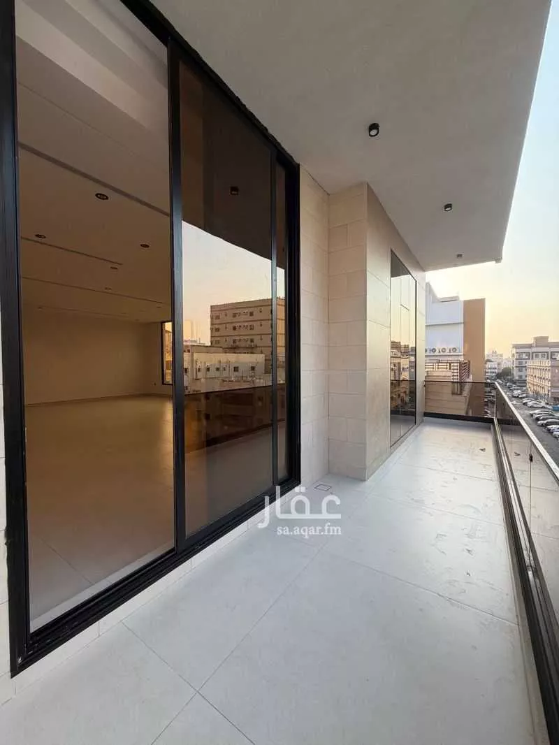 7 bedroom apartment in Al Salamah 4