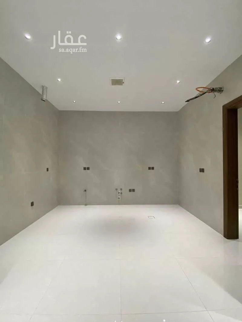 6 bedroom apartment in Al Safa 12