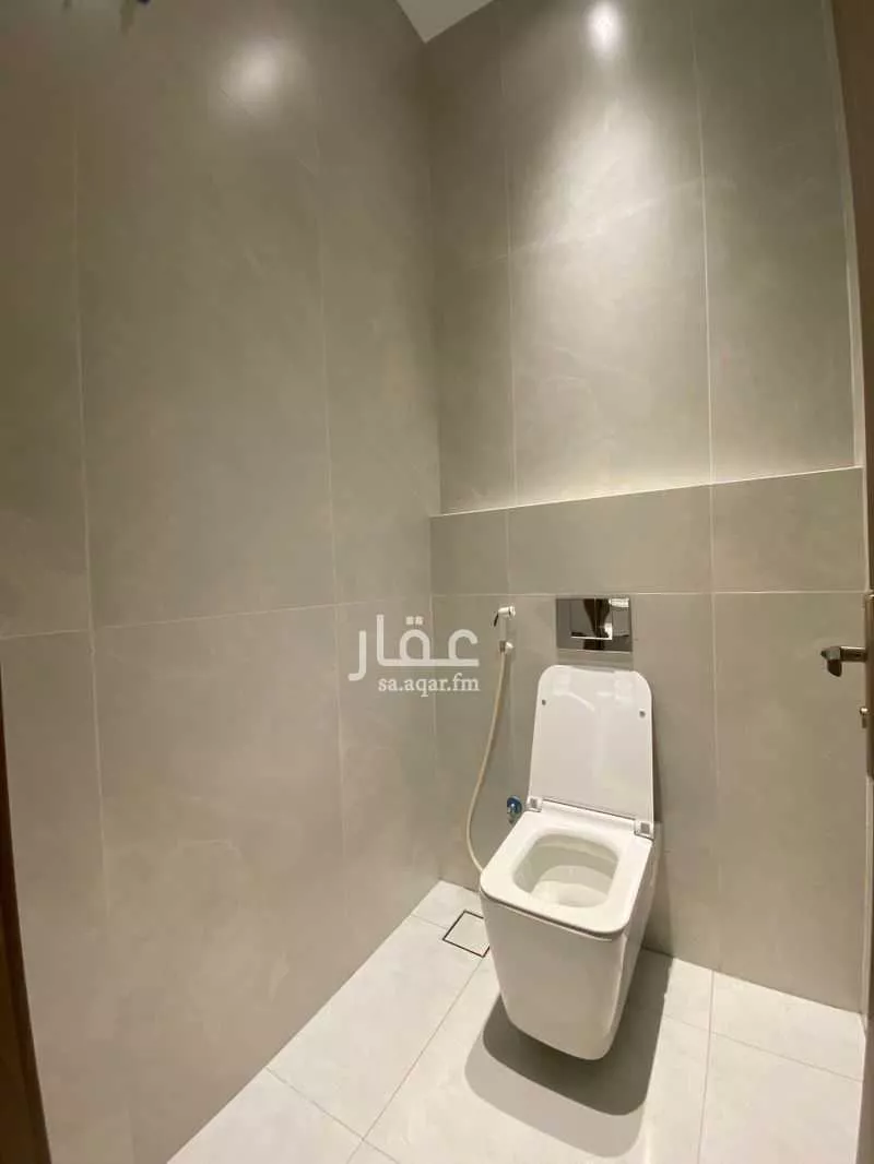 6 bedroom apartment in Al Safa 15
