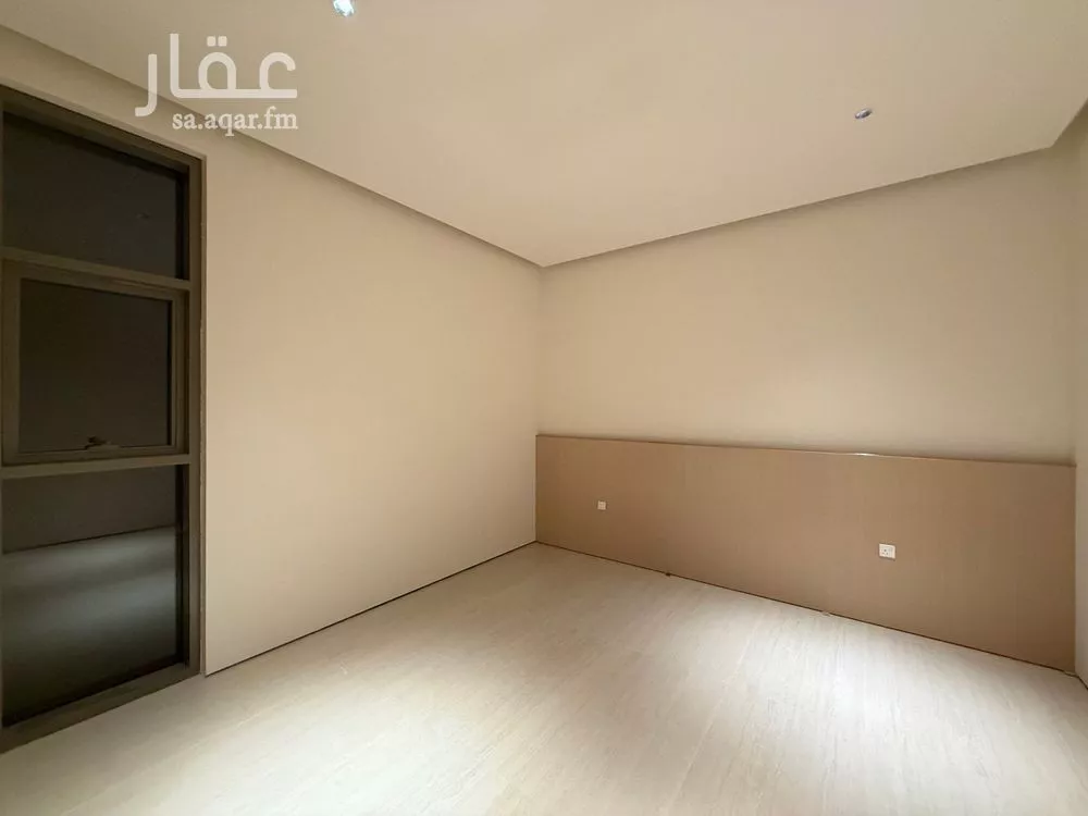 فيلا 4 غرف في النرجس 24
