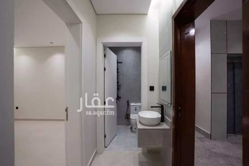 شقة 4 غرف في الريان 13