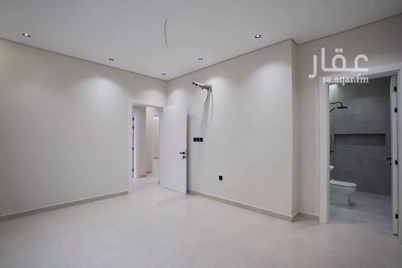 شقة 4 غرف في الريان 21