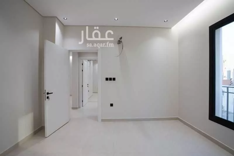 شقة 4 غرف في الريان 23